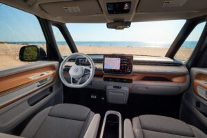 Volkswagen ID. Buzz three row GTX 2024 3 1