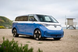 Volkswagen ID. Buzz three row GTX 2024 5