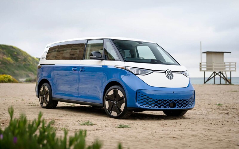 Volkswagen ID. Buzz (three-row) GTX 2024