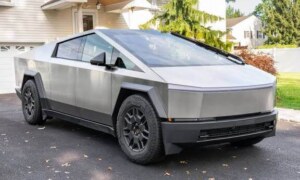 Tesla Cybertruck Rear-Wheel Drive 2023