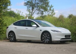 Tesla Model 3 Long Range 2023 2 1