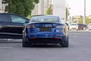 Tesla Model S Standard Range 2023 3 1