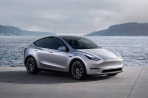 Tesla Model Y Standard Range+ RWD 60kWh 2022 - 2025 3 Tesla Model Y Standard Range RWD 60kWh 2022 2025 1 2
