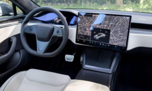 Tesla Model S Plaid 2025