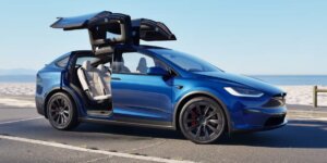 Tesla Model X Plaid 2025 4 Tesla Model X Plaid 2025 3 1
