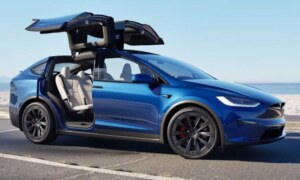 Tesla Model X Plaid 2025
