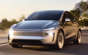 Tesla Model Y Long Range AWD 2025