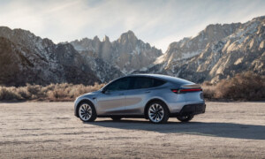 Tesla Model Y Long Range RWD 2025