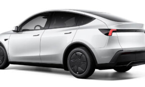 Tesla Model Y Standard 2025