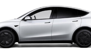 Tesla Model Y Standard Range 2025