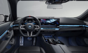 BMW i5 eDrive40 Touring 2024 (4)