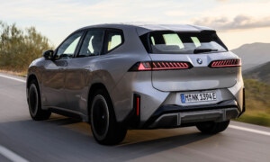 BMW iX3 50 xDrive 2025 (3)