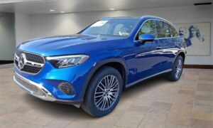 Mercedes GLC 300+ 2025 (1)