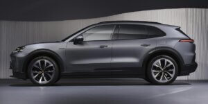 Porsche Cayenne Electric 2025 (2)
