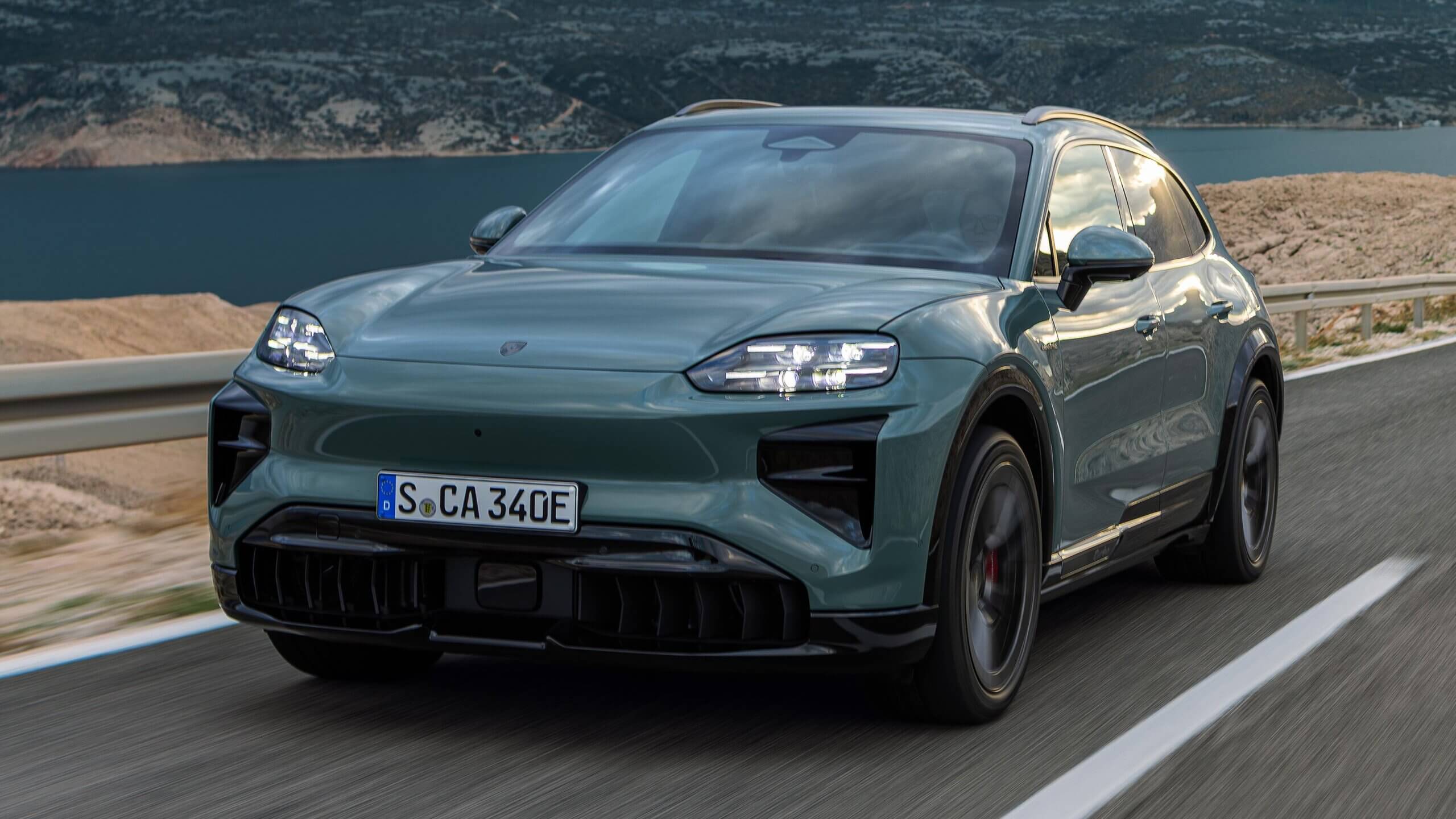Porsche Cayenne Turbo Electric 2025 (1)