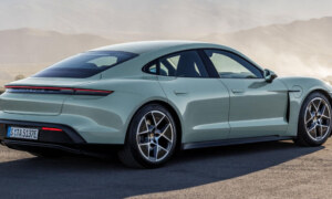 Porsche Taycan 4 2024 (3)