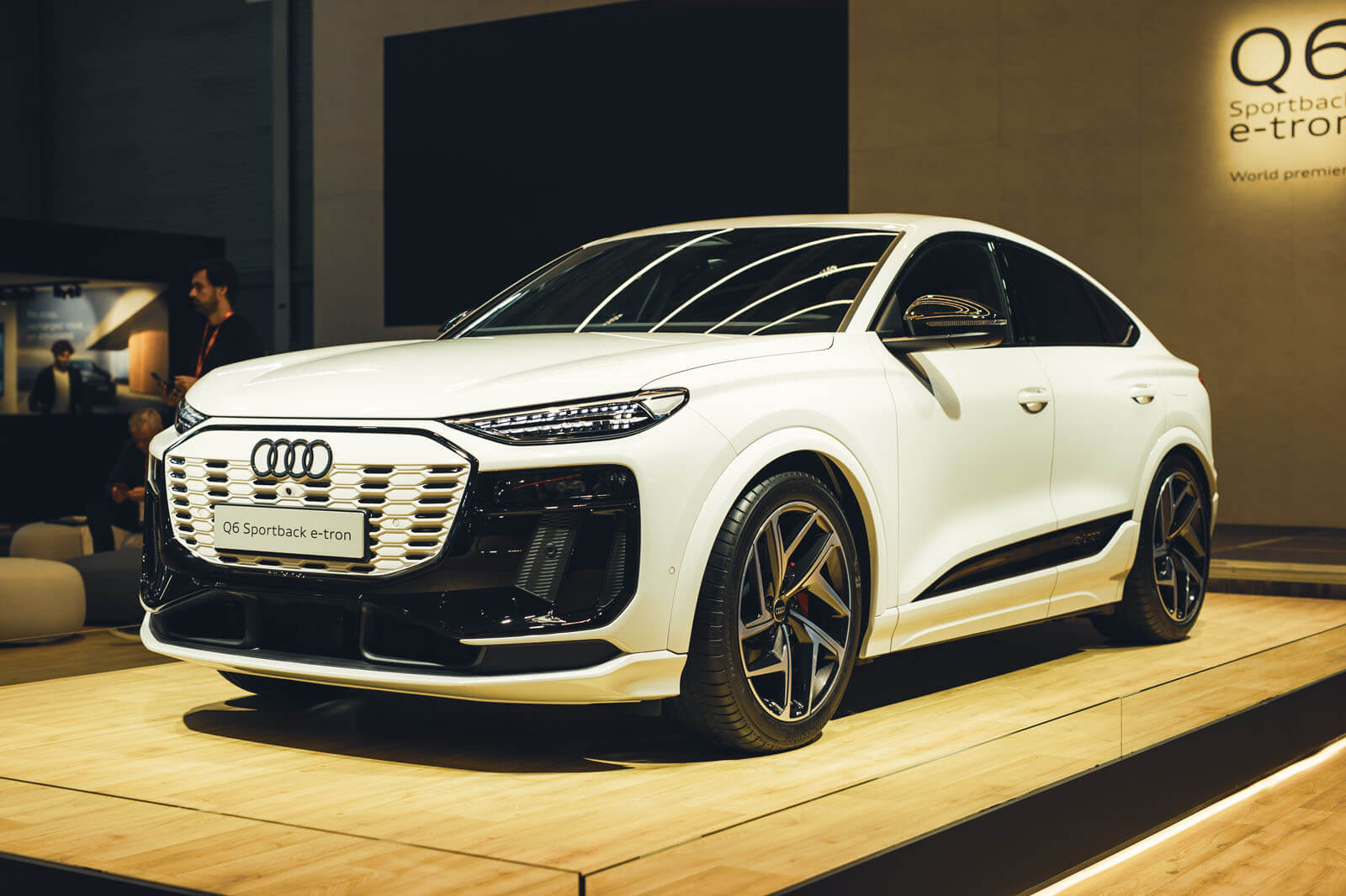 Audi Q6 Sportback e tron performance 2024 (1)