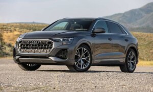 2026 Audi Q8 S line Competition (1)