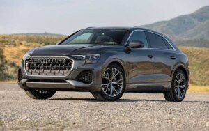 2026 Audi Q8 S line Competition