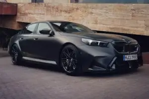 2026 BMW M5 (2)