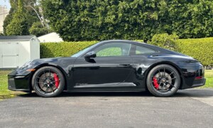 2026 Porsche 911 Carrera GTS (2)