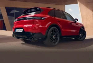 2026 Porsche Cayenne GTS (3)