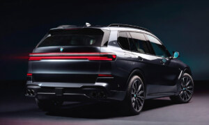 2027 BMW X7 Black Edition (3)