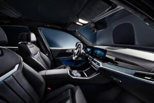 2027 BMW X7 Black Edition (4)