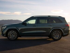 2027 Mercedes Benz GLS 580 (2)