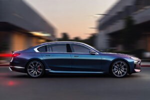 2028 BMW 7-Series Executive Luxury 4 2028 BMW 7 Series Executive Luxury (2)