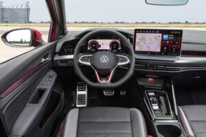 2025 Volkswagen Golf GTI Clubsport (4)