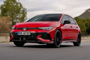2026 Volkswagen Golf GTI (1)