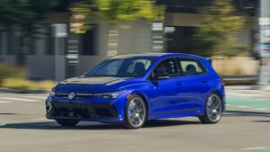 2026 Volkswagen Golf R (1)