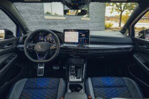 2026 Volkswagen Golf R (4)