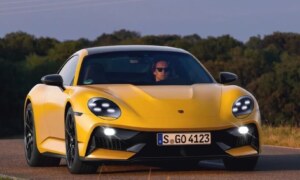 2027 Porsche 911 Carrera S (1)