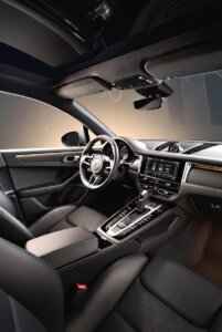 2027 Porsche Macan S (4)