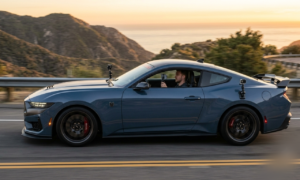 2026 Ford Mustang Dark Horse Review (3)