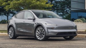 2026 Tesla Model Y AWD (1)