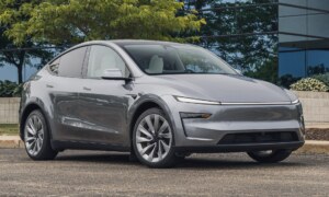 2026 Tesla Model Y AWD (1)