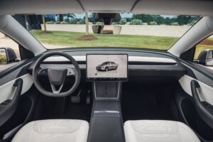 2026 Tesla Model Y AWD (4)