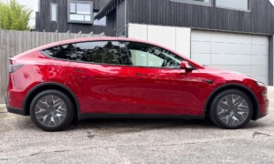 2026 Tesla Model Y L Premium (2)