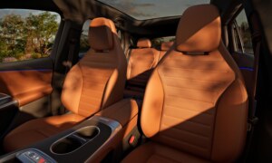 2027 Mercedes Benz GLC Interior (3)