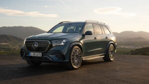 2027 Mercedes Benz GLS Review (1)