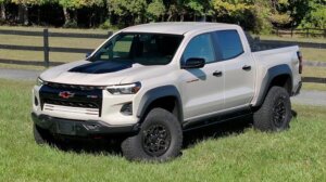2026 Chevrolet Colorado ZR2 Review 5 2026 Chevrolet Colorado ZR2 Review (1)