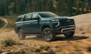 2027 Chevrolet Suburban Review (2)