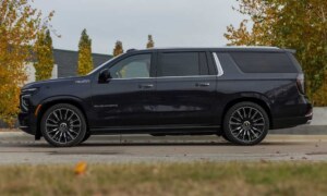 2027 Chevrolet Suburban Review (3)