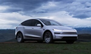 2027 Tesla Model Y Review (2)